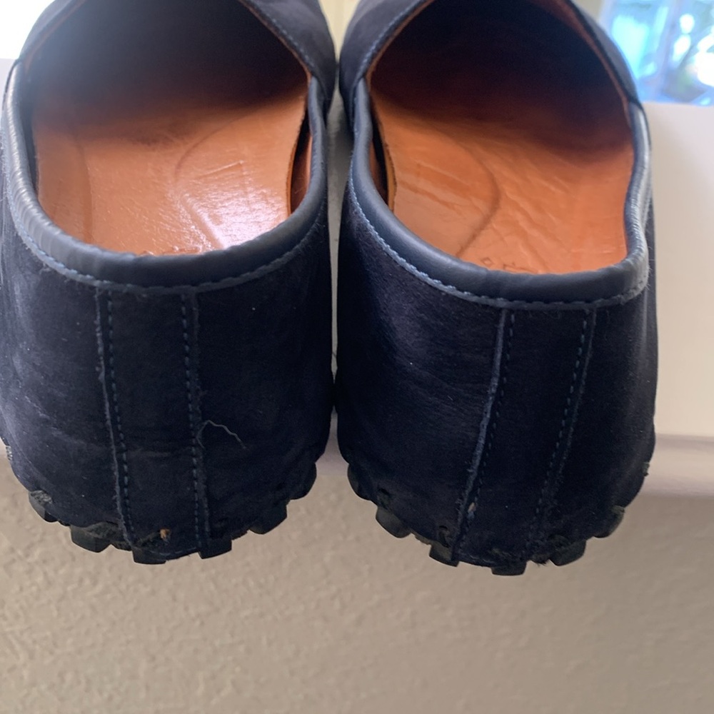 Spring Step suede flats. - Picture 4 of 6